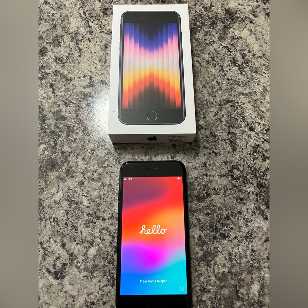 iPhone SE 128 GB